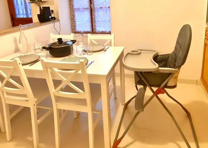 Maison 2 Chambres, Village Calme - Village Vaux 3 Minutes Auxerre
